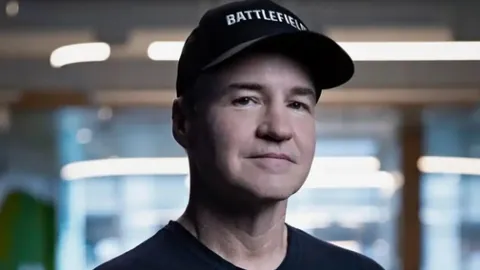 楚阿梅尼深情告别C罗：与足球传奇并肩，收获无上荣耀！