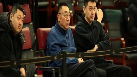 大乐透期号专家质合分析推荐：快船客场挑战解析